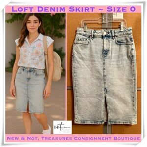 NWOT Loft Light Wash Denim Front Slit Cotton Pencil Skirt Womens Size 0
